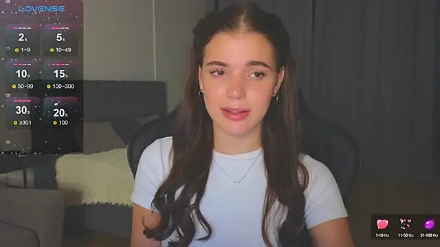 Snapshot of adrianawow1 chatting on 09/16/25, 09:16 adrianawow1 online show from 09/16/25, 09:16