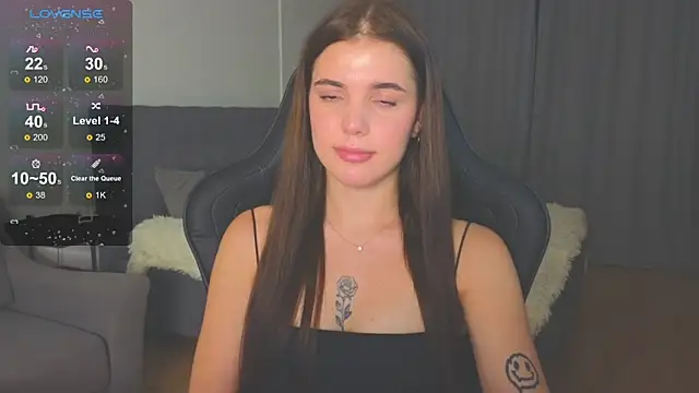 Snapshot of adrianawow1 chatting on 09/17/25, 09:38 adrianawow1 online show from 09/17/25, 09:38