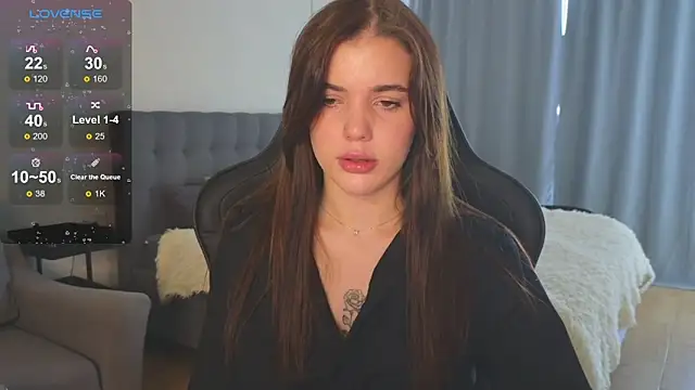 Snapshot of adrianawow1 chatting on 10/06/25, 05:38 adrianawow1 online show from 10/06/25, 05:38