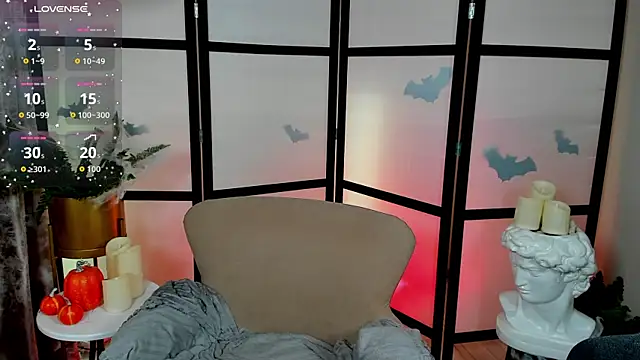 Snapshot of SherriMartinez chatting on 10/20/25, 06:19 SherriMartinez online show from 10/20/25, 06:19