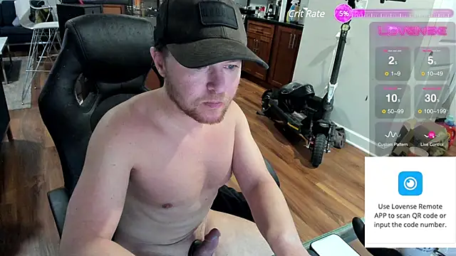 Snapshot of aaron_s_x chatting on 01/20/25, 11:32 aaron s x online show from 01/20/25, 11:32