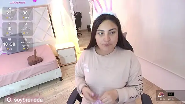 Brendda tay online show from 09/21/25, 03:19