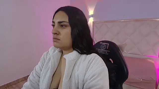 Brendda tay online show from 03/01/26, 03:08