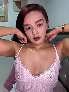 Snapshot of Melanyprada chatting on 06/21/26, 06:16 Melanyprada online show from 06/21/26, 06:16