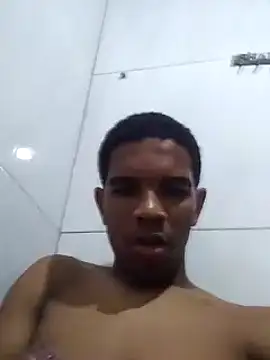 Snapshot of jviciado chatting on 02/14/25, 10:47 jviciado online show from 02/14/25, 10:47