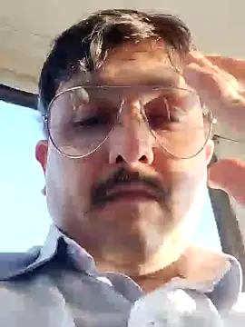 Akhil3290 online show from 01/29/25, 12:02