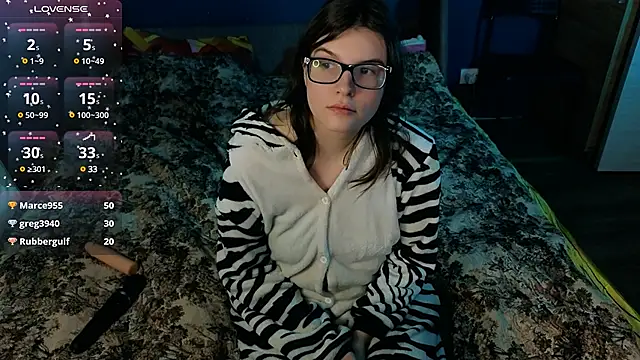 Ruyjin Choi online show from 12/04/24, 03:54