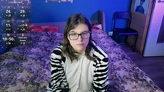 Ruyjin Choi online show from 12/05/24, 02:33