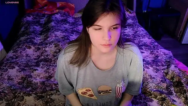 Ruyjin Choi online show from 12/24/24, 01:17