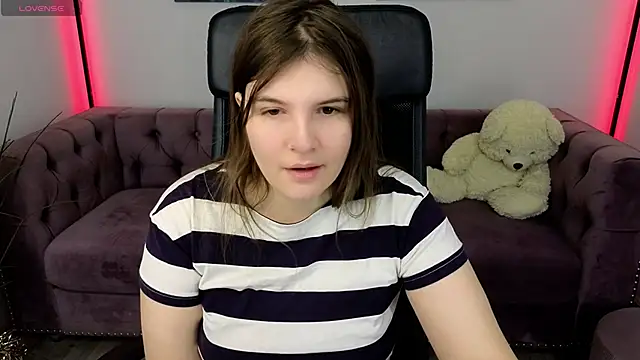 Ruyjin Choi online show from 01/14/26, 10:32