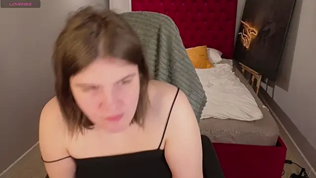 Ruyjin Choi online show from 04/15/26, 10:44