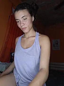 HelenHoltz online show from 04/16/26, 07:36