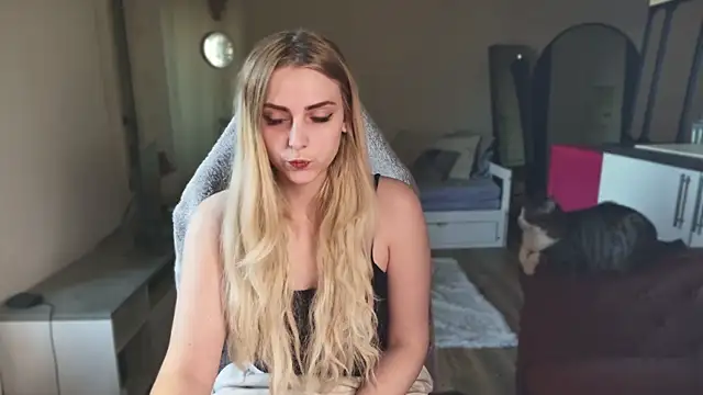 ce leste   online show from 02/04/25, 04:29