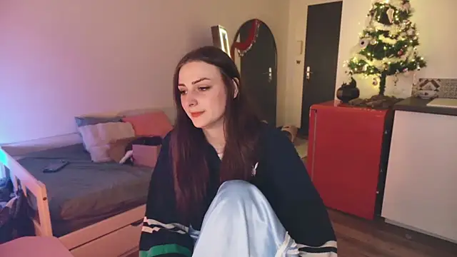 ce leste   online show from 12/19/25, 05:42