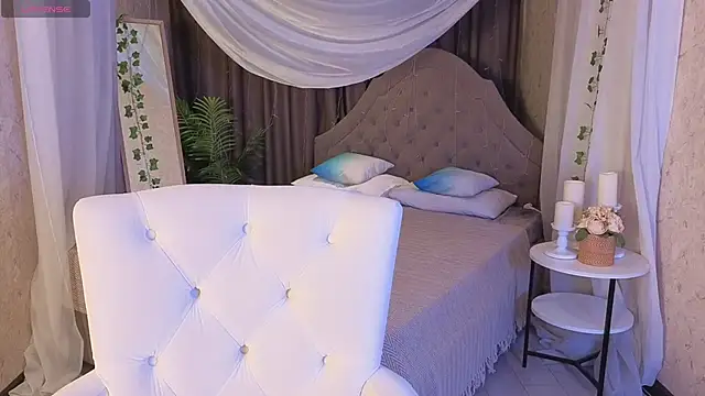 Soo dreamy online show from 10/26/25, 01:22