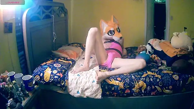 FoxieHikari online show from 10/27/25, 01:09