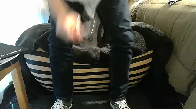 ChunkyMonkey007 online show from 12/02/24, 06:41