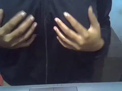 Snapshot of Luna_BR chatting on 12/27/24, 01:28 Luna BR online show from 12/27/24, 01:28