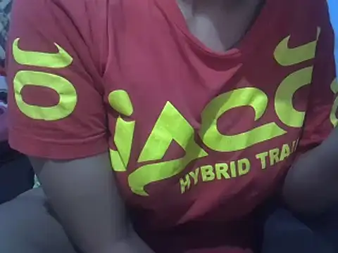 Snapshot of Luna_BR chatting on 01/10/25, 05:24 Luna BR online show from 01/10/25, 05:24