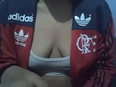 Snapshot of Luna_BR chatting on 01/19/25, 03:10 Luna BR online show from 01/19/25, 03:10