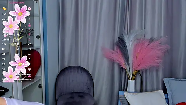 OdetteHarwick online show from 09/27/25, 08:19