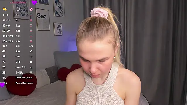 OdetteHarwick online show from 11/16/25, 05:24