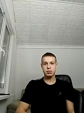 pretty roman online show from 02/17/25, 07:21