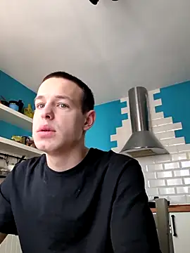 pretty roman online show from 02/06/26, 08:29