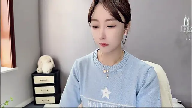 Snapshot of jingling666 chatting on 10/18/25, 12:57 jingling666 online show from 10/18/25, 12:57