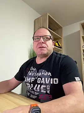 coupleLatinaLovers online show from 01/02/25, 06:07