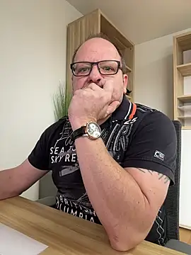 coupleLatinaLovers online show from 02/21/25, 11:55