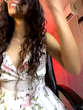 KaitlynLoveCam online show from 12/15/25, 10:25