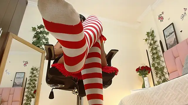 Snapshot of isabela_ferrer_ chatting on 01/29/25, 04:19 isabela ferrer  online show from 01/29/25, 04:19