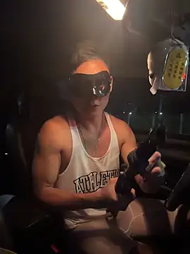 Snapshot of frnk30151 chatting on 10/17/25, 03:14 frnk30151 online show from 10/17/25, 03:14