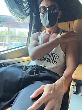 frnk30151 online show from 02/21/26, 03:40