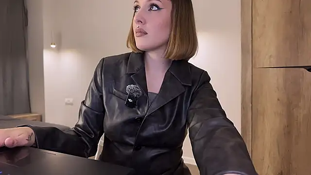 vinylstore online show from 04/23/26, 01:02