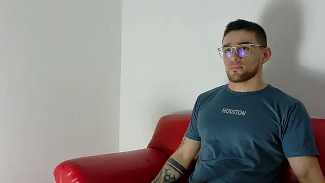 Sexy Alejandro  online show from 12/03/25, 11:41