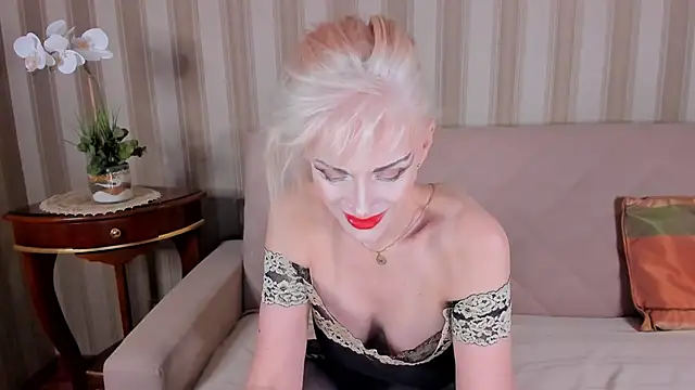 Rita Farel online show from 01/11/25, 11:24