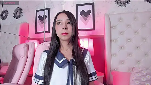 Snapshot of melanie_hills chatting on 02/26/25, 01:41 melanie hills online show from 02/26/25, 01:41