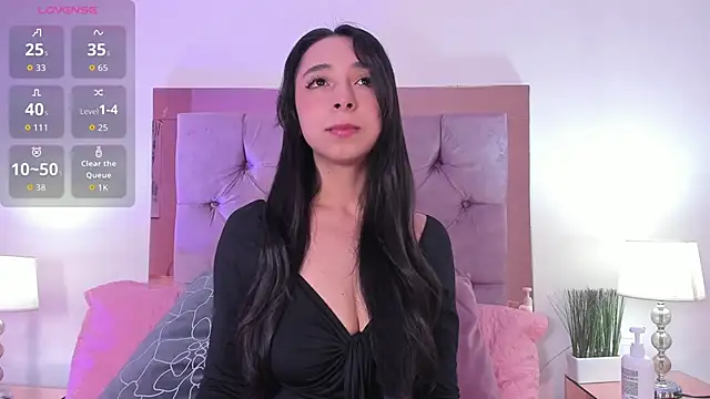 Snapshot of melanie_hills chatting on 11/09/25, 11:19 melanie hills online show from 11/09/25, 11:19