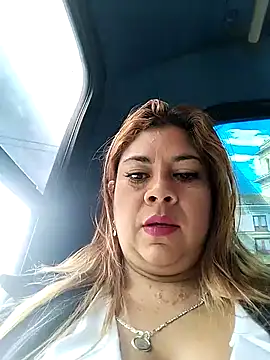 Laura-Hernandez online show from 12/19/24, 03:30