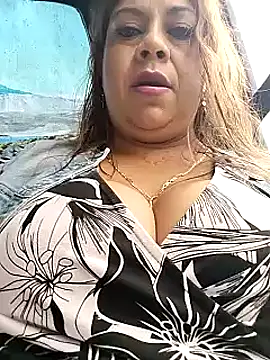 Laura-Hernandez online show from 02/28/25, 03:26