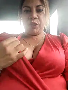 Laura-Hernandez online show from 03/21/25, 08:08