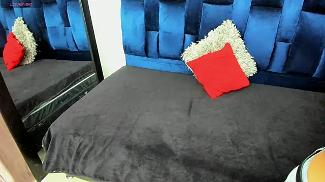 Stefyrossy online show from 04/14/26, 03:07