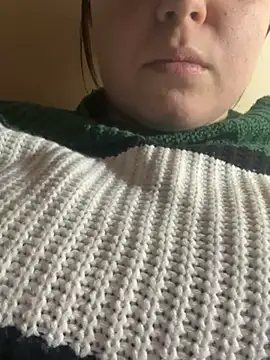 Snapshot of Chicamora chatting on 01/01/25, 02:42 Chicamora online show from 01/01/25, 02:42