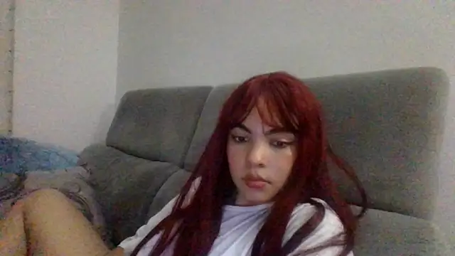 Snapshot of Kiri_Cutee chatting on 12/14/24, 07:51 Kiri Cutee online show from 12/14/24, 07:51