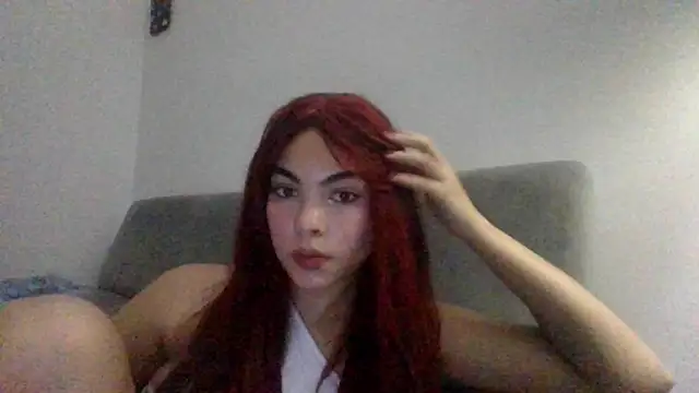 Snapshot of Kiri_Cutee chatting on 12/31/24, 06:37 Kiri Cutee online show from 12/31/24, 06:37