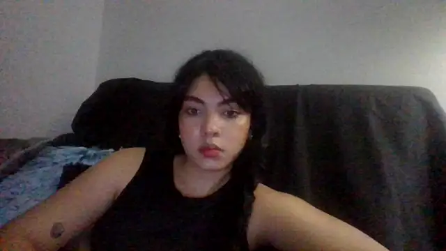 Snapshot of Kiri_Cutee chatting on 01/11/25, 05:20 Kiri Cutee online show from 01/11/25, 05:20