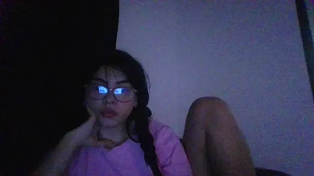Snapshot of Kiri_Cutee chatting on 02/07/25, 05:10 Kiri Cutee online show from 02/07/25, 05:10