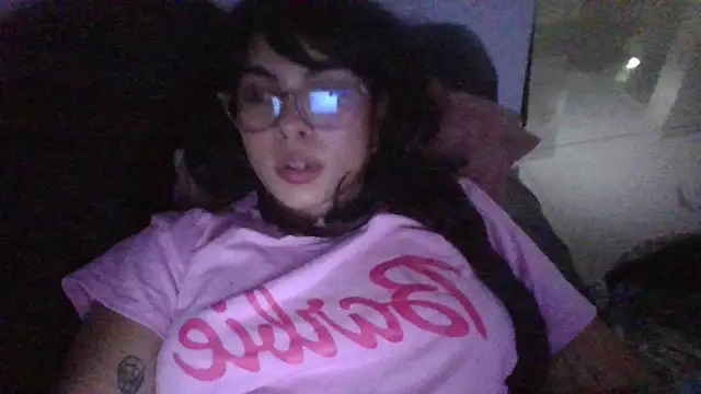 Snapshot of Kiri_Cutee chatting on 02/07/25, 08:11 Kiri Cutee online show from 02/07/25, 08:11